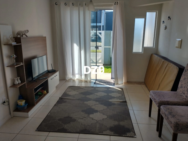 CASA COM 3 DORMITÓRIOS, SENDO 1 SUÍTE, BEM LOCALIZADA!: 9ª foto da galeria de imagens do imóvel