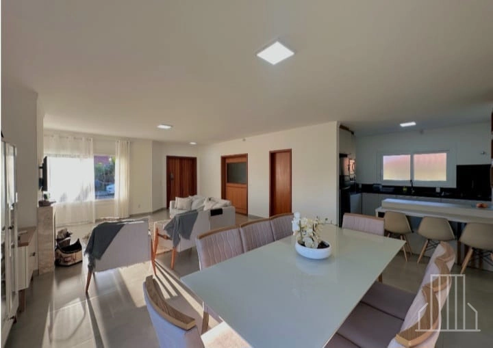 LINDA CASA À VENDA NO BAIRRO NOIVA DO MAR – XANGRI-LÁ!: 10ª foto da galeria de imagens do imóvel