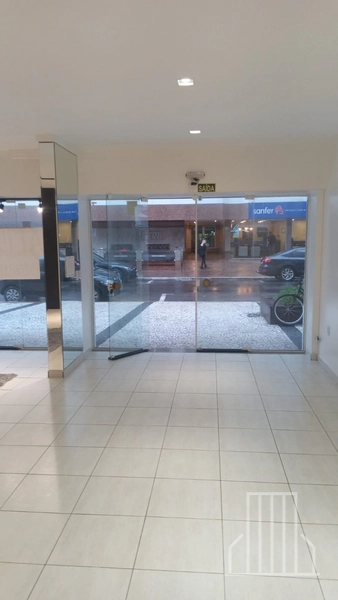 SALA COMERCIAL NO CENTRO DE CAPÃO DA CANOA, PRÓXIMA AO MAR!: 3ª foto da galeria de imagens do imóvel