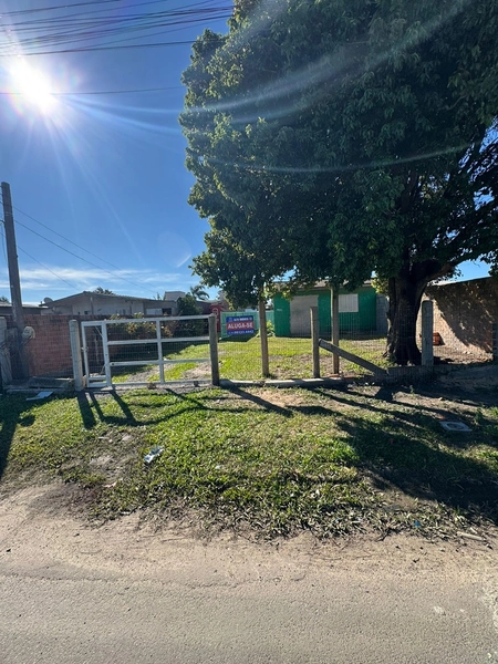 Casa para locação anual: 1ª foto da galeria de imagens do imóvel