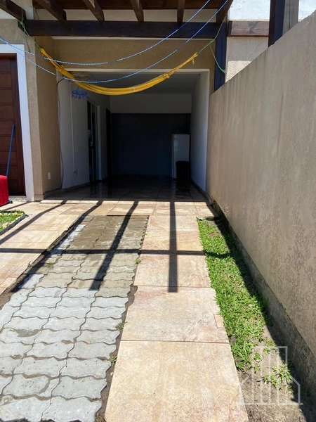 LINDO SOBRADO EM CAPÃO NOVO!: 1ª foto da galeria de imagens do imóvel