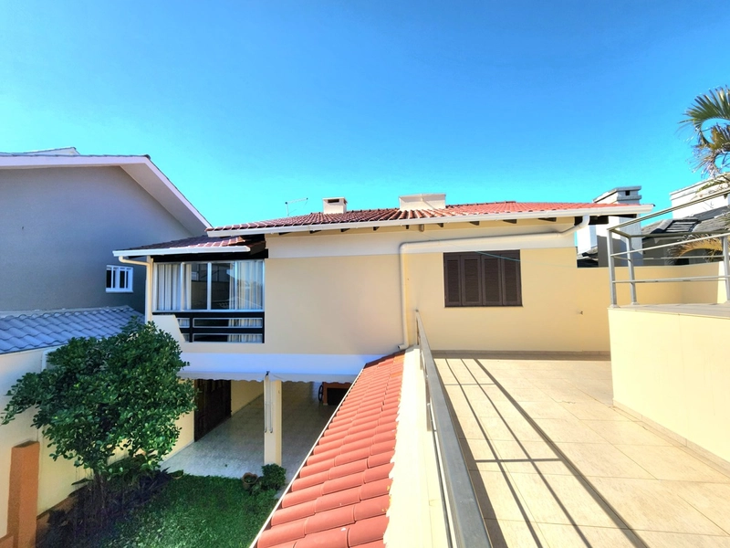 BELÍSSIMO SOBRADO A VENDA EM CAPÃO NOVO!: 35ª foto da galeria de imagens do imóvel