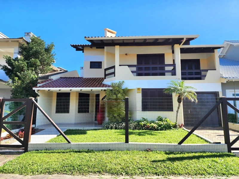 BELÍSSIMO SOBRADO A VENDA EM CAPÃO NOVO!: 4ª foto da galeria de imagens do imóvel