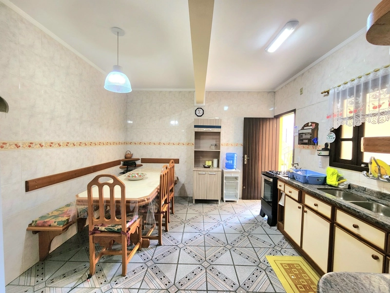 BELÍSSIMO SOBRADO A VENDA EM CAPÃO NOVO!: 11ª foto da galeria de imagens do imóvel