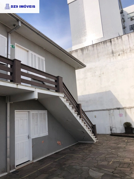 CONFORTÁVEL APARTAMENTO EM EXCELENTE LOCALIZAÇÃO: 2ª foto da galeria de imagens do imóvel