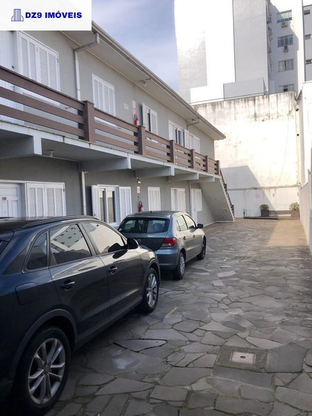 CONFORTÁVEL APARTAMENTO EM EXCELENTE LOCALIZAÇÃO: 1ª foto da galeria de imagens do imóvel