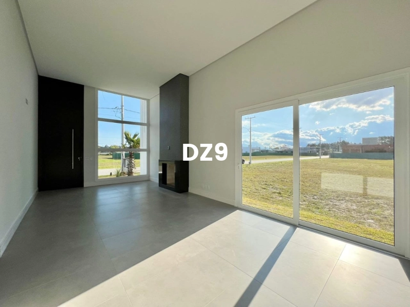 CASA COM 3 DORMITÓRIOS EM CONDOMINIO!: 1ª foto da galeria de imagens do imóvel