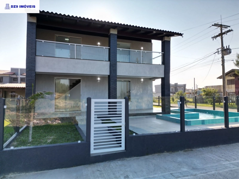 MAGNÍFICA CASA DE ESQUINA COM PISCINA E VISTA PARA O MAR: 28ª foto da galeria de imagens do imóvel