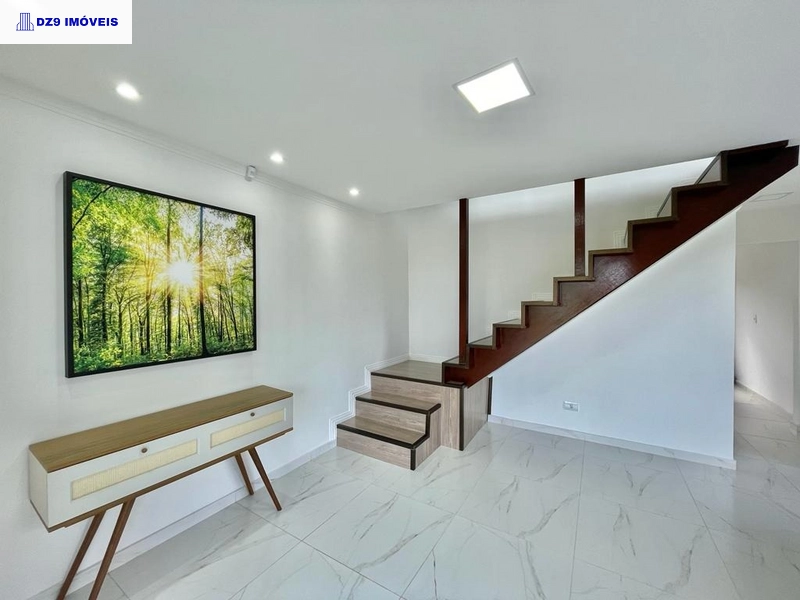 MAGNÍFICA CASA DE ESQUINA COM PISCINA E VISTA PARA O MAR: 13ª foto da galeria de imagens do imóvel