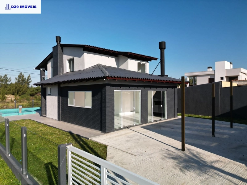 MAGNÍFICA CASA DE ESQUINA COM PISCINA E VISTA PARA O MAR: 26ª foto da galeria de imagens do imóvel