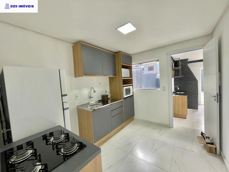 MAGNÍFICA CASA DE ESQUINA COM PISCINA E VISTA PARA O MAR: 11ª foto da galeria de imagens do imóvel