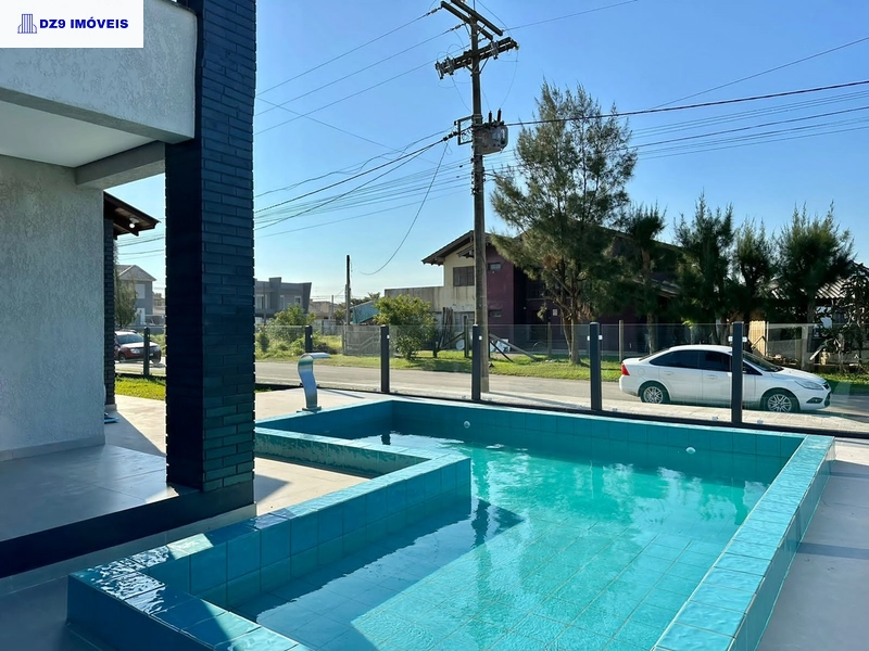 MAGNÍFICA CASA DE ESQUINA COM PISCINA E VISTA PARA O MAR: 31ª foto da galeria de imagens do imóvel