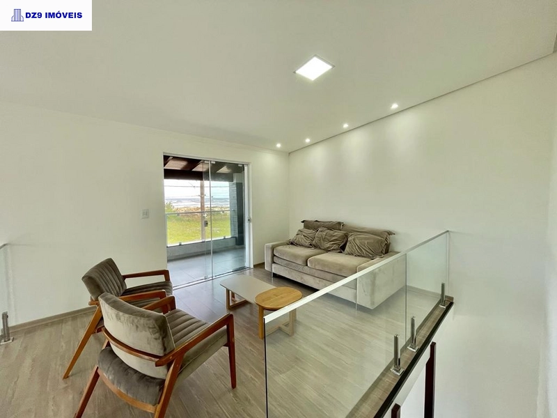 MAGNÍFICA CASA DE ESQUINA COM PISCINA E VISTA PARA O MAR: 14ª foto da galeria de imagens do imóvel