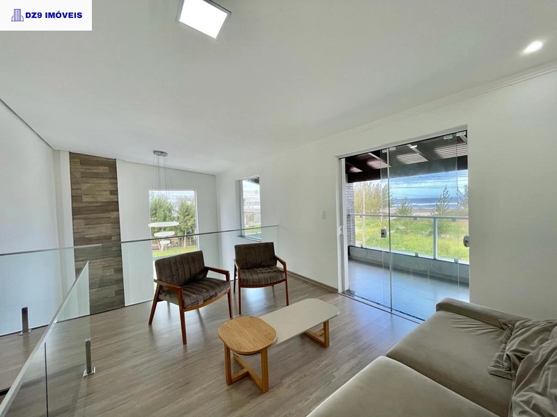 MAGNÍFICA CASA DE ESQUINA COM PISCINA E VISTA PARA O MAR: 16ª foto da galeria de imagens do imóvel