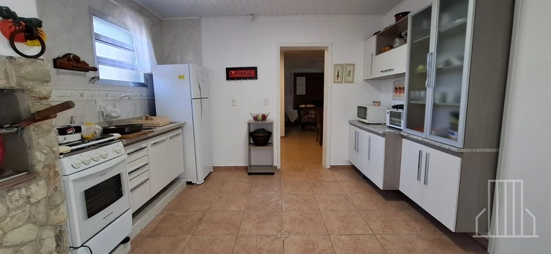 BELÍSSIMA CASA EM LOCALIZAÇÃO PRIVILEGIADA: 13ª foto da galeria de imagens do imóvel