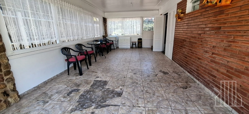 BELÍSSIMA CASA EM LOCALIZAÇÃO PRIVILEGIADA: 6ª foto da galeria de imagens do imóvel