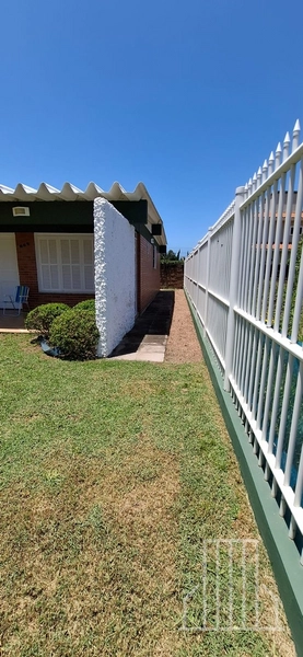 BELÍSSIMA CASA EM LOCALIZAÇÃO PRIVILEGIADA: 5ª foto da galeria de imagens do imóvel