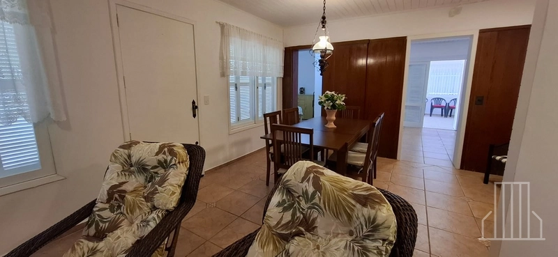 BELÍSSIMA CASA EM LOCALIZAÇÃO PRIVILEGIADA: 8ª foto da galeria de imagens do imóvel