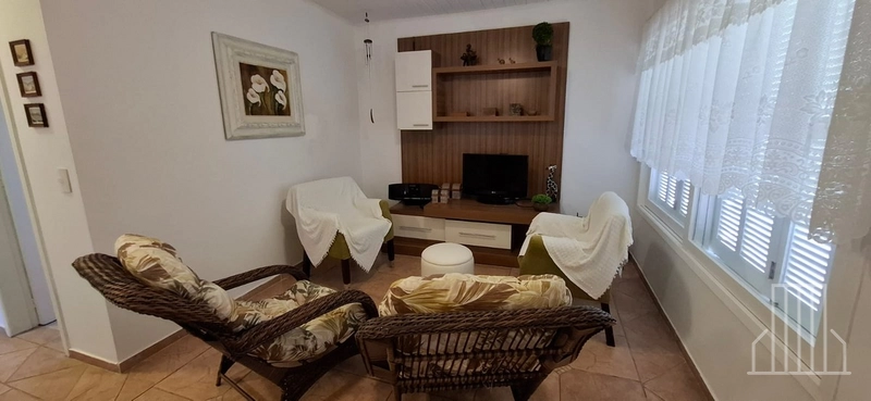 BELÍSSIMA CASA EM LOCALIZAÇÃO PRIVILEGIADA: 7ª foto da galeria de imagens do imóvel