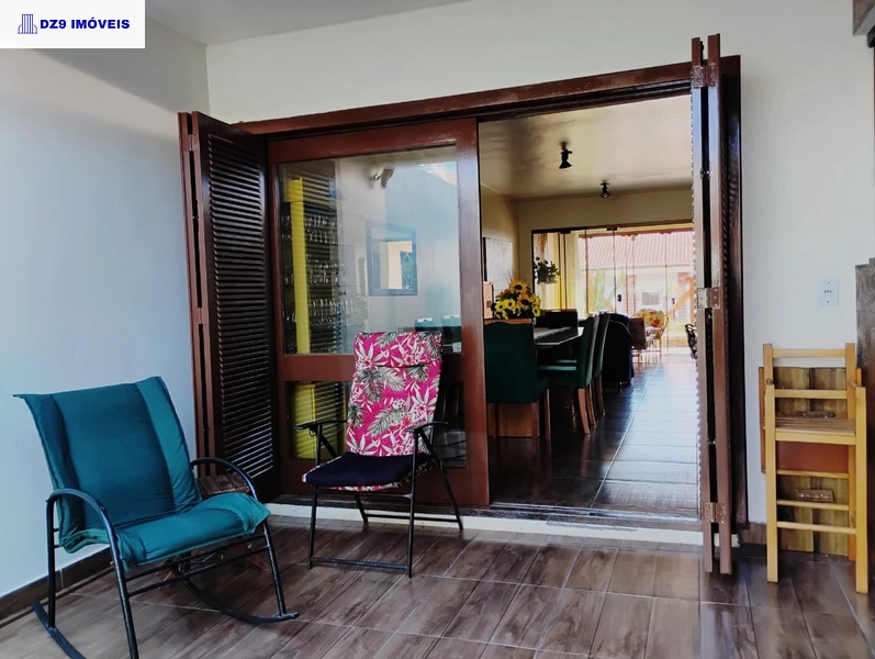 SOBRADO GEMINADO EM CAPÃO NOVO!: 36ª foto da galeria de imagens do imóvel