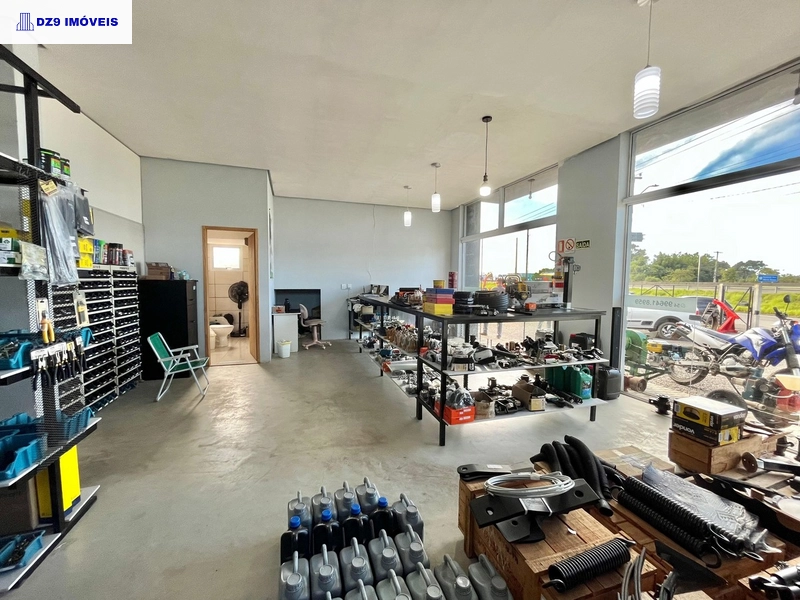 Apartamento + Pavilhão com Mecânica em Área Ampla!: 22ª foto da galeria de imagens do imóvel