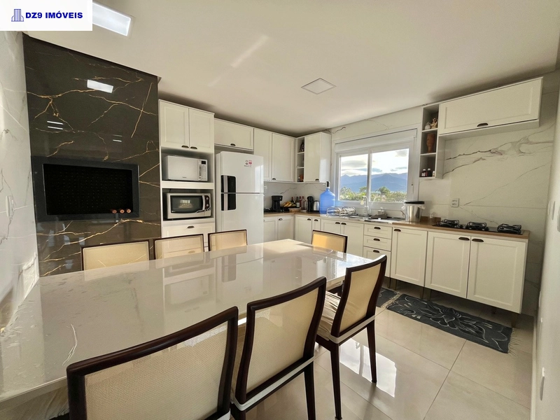 Apartamento + Pavilhão com Mecânica em Área Ampla!: 8ª foto da galeria de imagens do imóvel