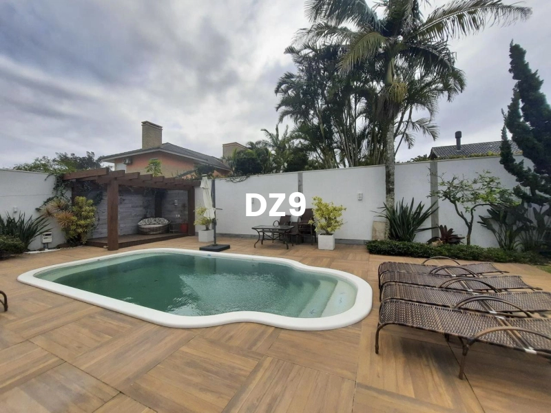 CASA MODERNA E AGRADÁVEL À VENDA!: 7ª foto da galeria de imagens do imóvel