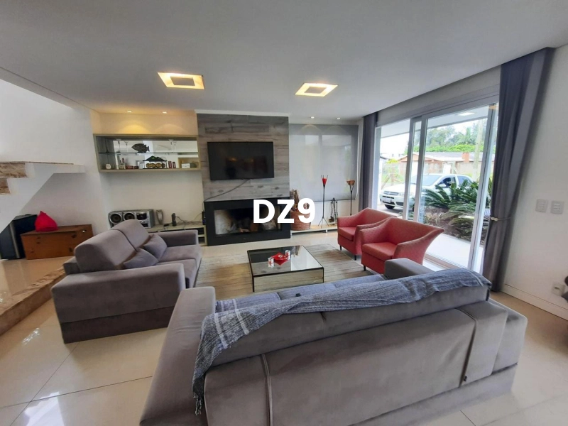 CASA MODERNA E AGRADÁVEL À VENDA!: 17ª foto da galeria de imagens do imóvel