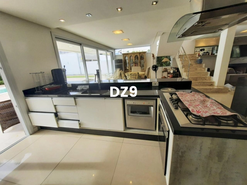 CASA MODERNA E AGRADÁVEL À VENDA!: 11ª foto da galeria de imagens do imóvel