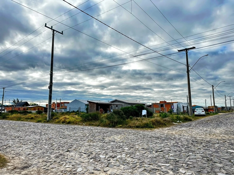 Lote 01 - Capão Novo (Frente Mar - Esquina): 2ª foto da galeria de imagens do imóvel