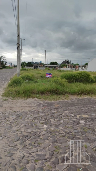 Lote 01 - Capão Novo (Frente Mar - Esquina): 1ª foto da galeria de imagens do imóvel