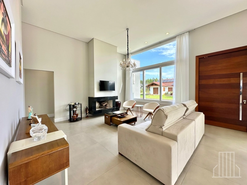 LINDA CASA EM CONDOMÍNIO FECHADO EM ATLÂNTIDA - XANGRILÁ: 4ª foto da galeria de imagens do imóvel