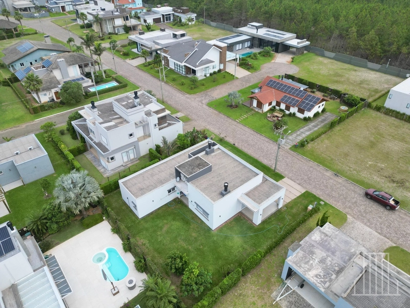 LINDA CASA EM CONDOMÍNIO FECHADO EM ATLÂNTIDA - XANGRILÁ: 29ª foto da galeria de imagens do imóvel