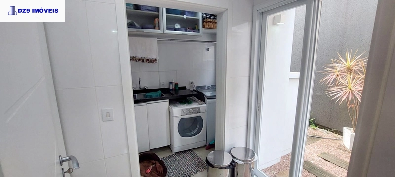 ESPETACULAR CASA NO CONDOMÍNIO CONDADO DE CAPÃO: 7ª foto da galeria de imagens do imóvel