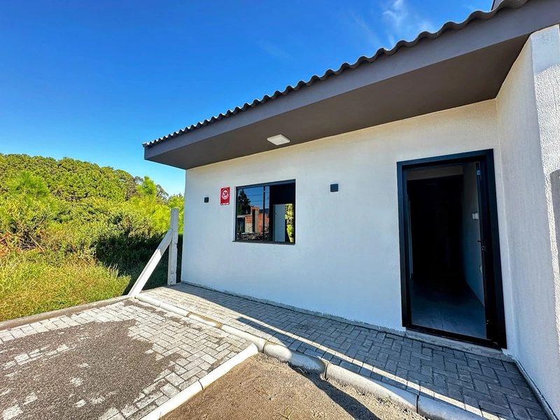 Casa Nova com 2 Dormitórios em Capão Novo Village: 2ª foto da galeria de imagens do imóvel