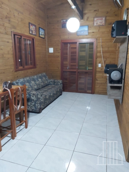 LINDA CASA DE MADEIRA EM MORRO ALTO – MAQUINÉ!: 8ª foto da galeria de imagens do imóvel