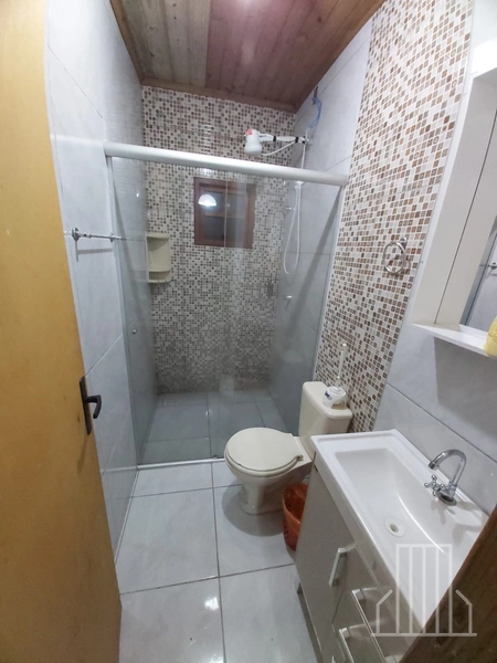 LINDA CASA DE MADEIRA EM MORRO ALTO – MAQUINÉ!: 11ª foto da galeria de imagens do imóvel