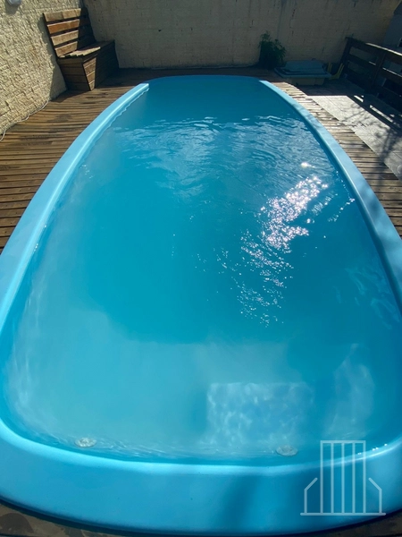 LINDA CASA DE MADEIRA EM MORRO ALTO – MAQUINÉ!: 6ª foto da galeria de imagens do imóvel