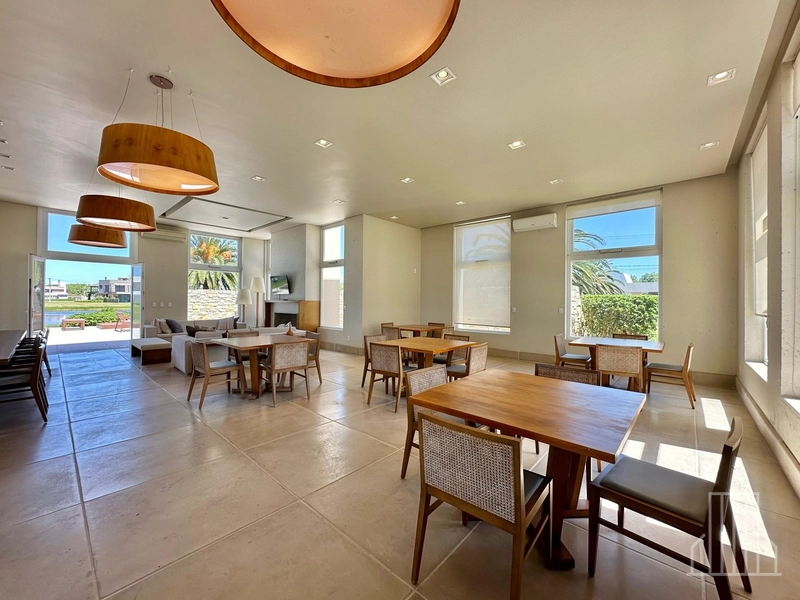 TERRENO A VENDA NO CONDOMÍNIO COSTA SERENA: 4ª foto da galeria de imagens do imóvel