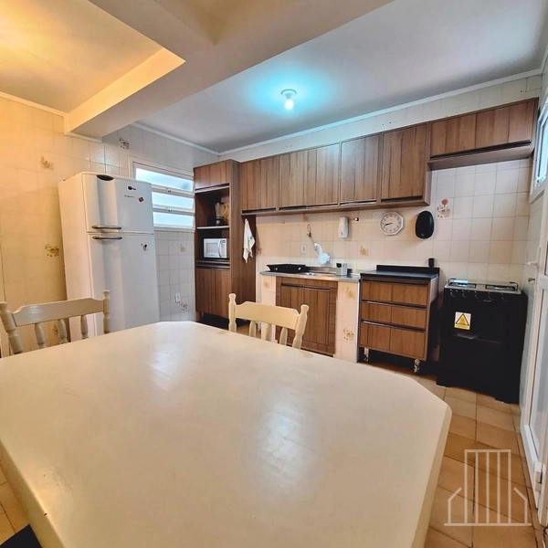 LINDO APARTAMENTO NO CENTRO DE CAPÃO DA CANOA: 4ª foto da galeria de imagens do imóvel