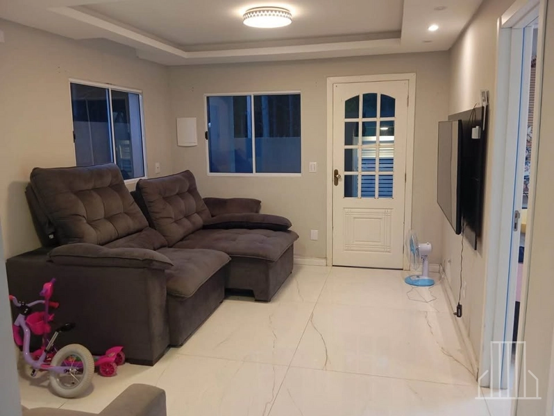 LINDA CASA LOCALIZADA NO BAIRRO CAPÃO NOVO EM CAPÃO DA CANOA!: 4ª foto da galeria de imagens do imóvel