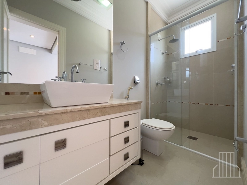 CASA MODERNA À VENDA EM CONDOMÍNIO FECHADO: CONFORTO E ESTILO!: 64ª foto da galeria de imagens do imóvel