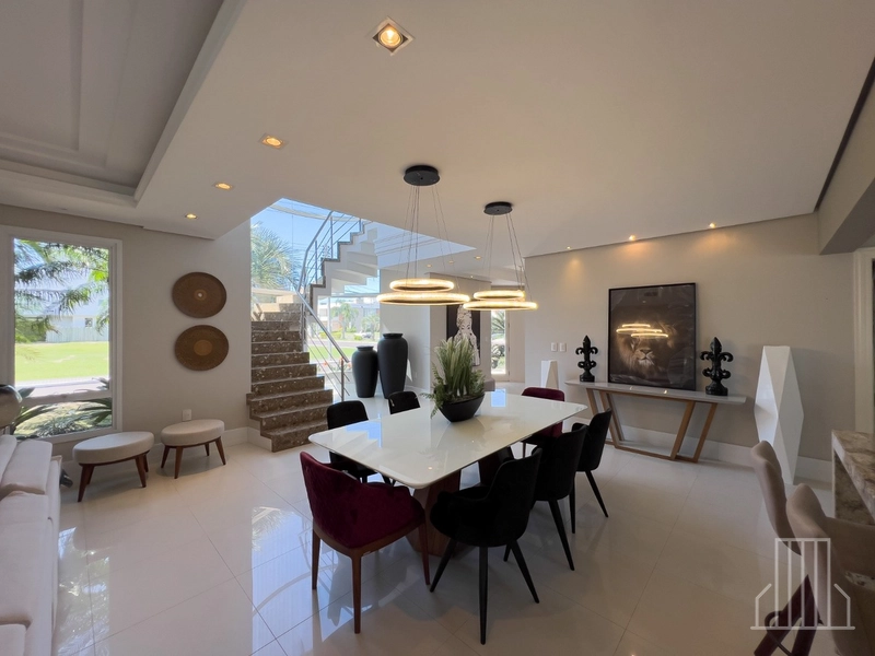 CASA MODERNA À VENDA EM CONDOMÍNIO FECHADO: CONFORTO E ESTILO!: 18ª foto da galeria de imagens do imóvel