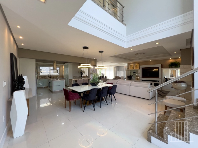 CASA MODERNA À VENDA EM CONDOMÍNIO FECHADO: CONFORTO E ESTILO!: 9ª foto da galeria de imagens do imóvel