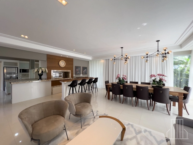 CASA MODERNA À VENDA EM CONDOMÍNIO FECHADO: CONFORTO E ESTILO!: 35ª foto da galeria de imagens do imóvel