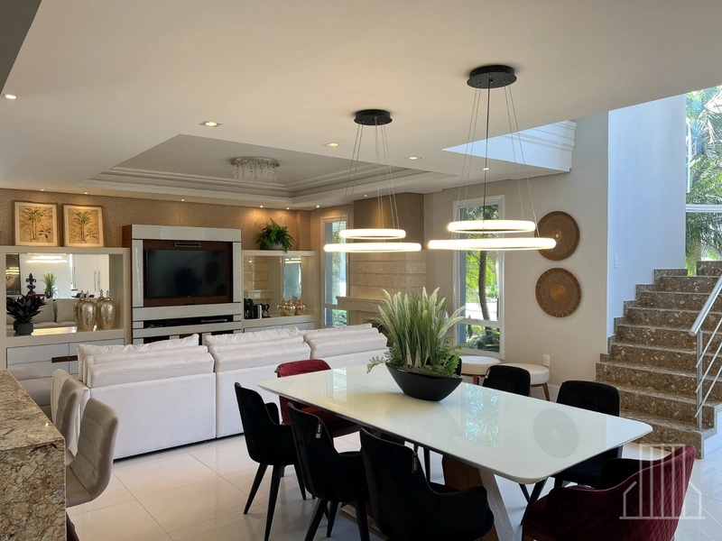 CASA MODERNA À VENDA EM CONDOMÍNIO FECHADO: CONFORTO E ESTILO!: 47ª foto da galeria de imagens do imóvel