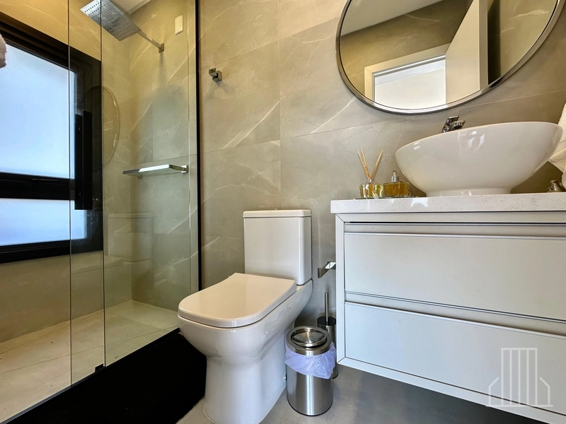 ESPLÊNDIDA CASA NO CONDOMÍNIO COSTA SERENA EM CAPÃO NOVO: 18ª foto da galeria de imagens do imóvel