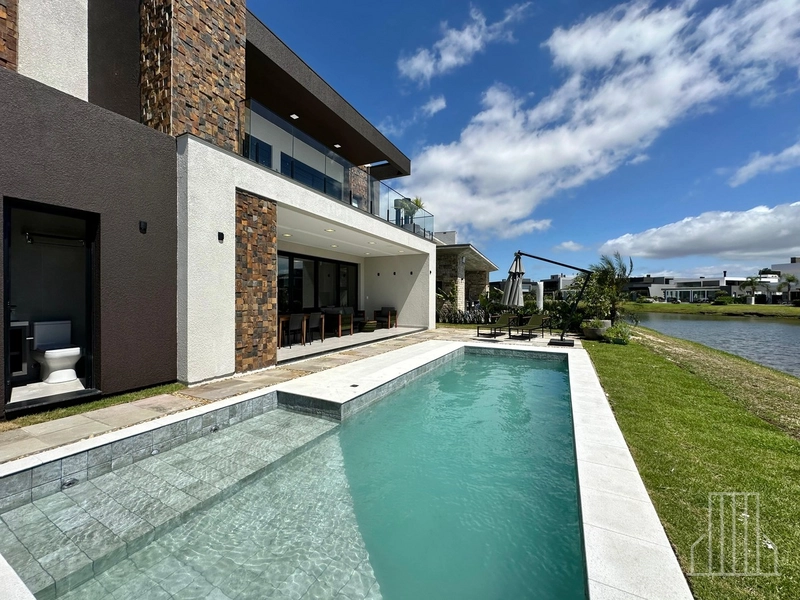 ESPLÊNDIDA CASA NO CONDOMÍNIO COSTA SERENA EM CAPÃO NOVO: 23ª foto da galeria de imagens do imóvel