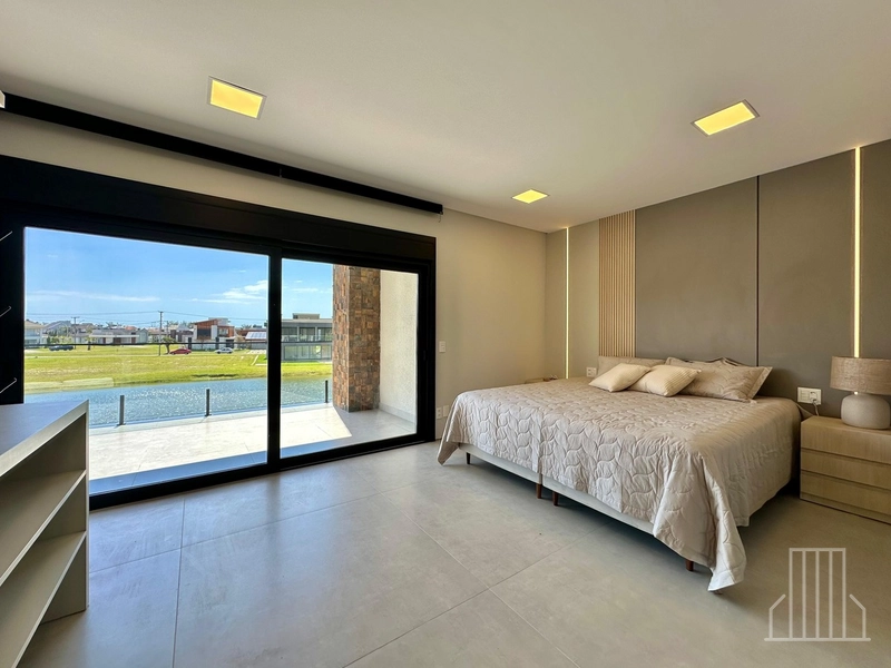 ESPLÊNDIDA CASA NO CONDOMÍNIO COSTA SERENA EM CAPÃO NOVO: 13ª foto da galeria de imagens do imóvel