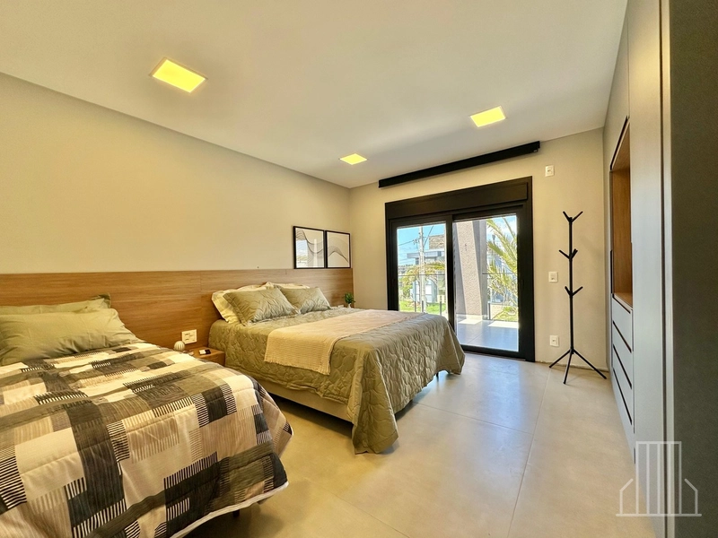 ESPLÊNDIDA CASA NO CONDOMÍNIO COSTA SERENA EM CAPÃO NOVO: 15ª foto da galeria de imagens do imóvel